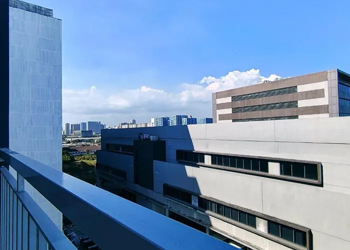Apartahotel Lamierda Condotel 1 Manila